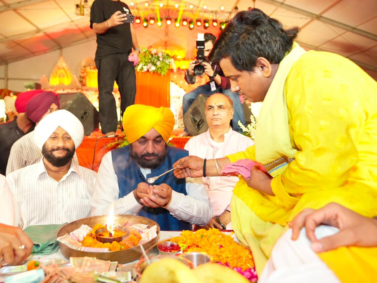 पंजाब सरकार पहली अगस्त से खाटू श्याम, सालासर, वृंदावन और ऋषिकेश के लिए मुफ्त तीर्थ यात्रा करवाएगी: मुख्यमंत्री भगवंत सिंह मान