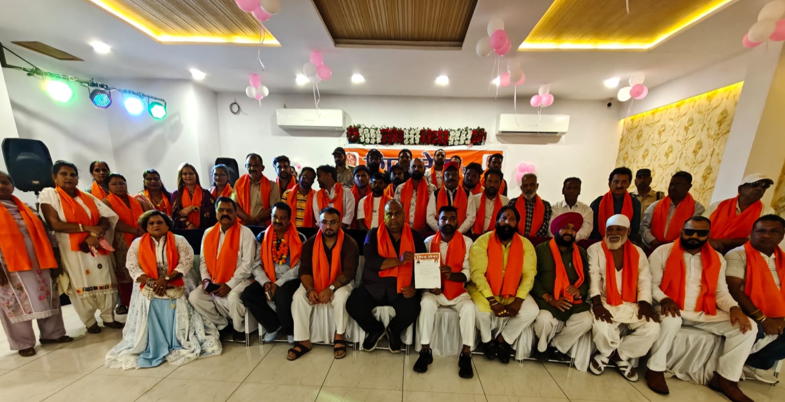 शिवसेना समाजवादी की विशेष बैठक आयोजित, सुनील अहीर एवं उनकी पूरी टीम संगठन में शामिल